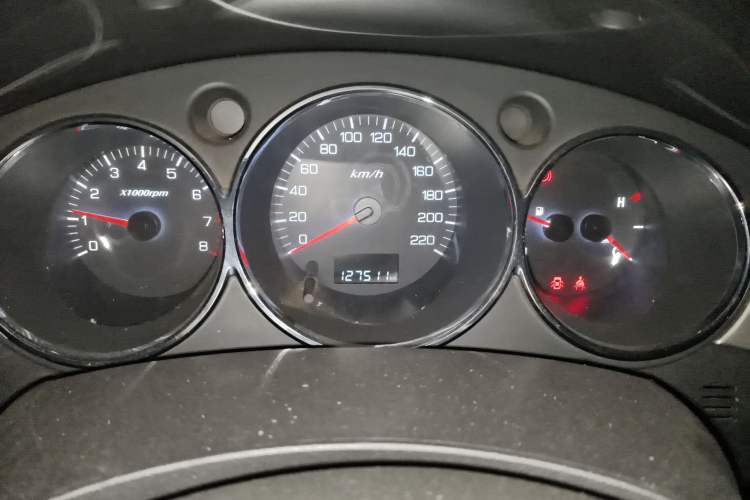 Used Dongfeng Aeolus S30 2014 1.5L Manual Smart Drive Gratitude Edition Instrument Cluster