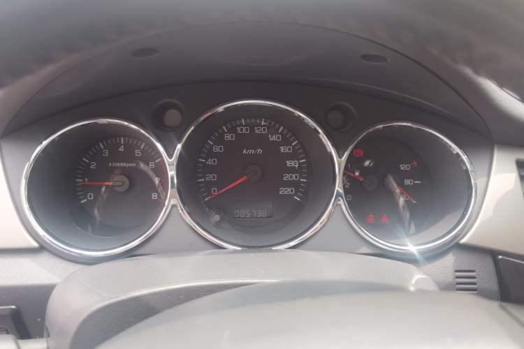 Used Dongfeng Aeolus S30 2014 1.5L Manual Gratitude Edition Instrument Cluster
