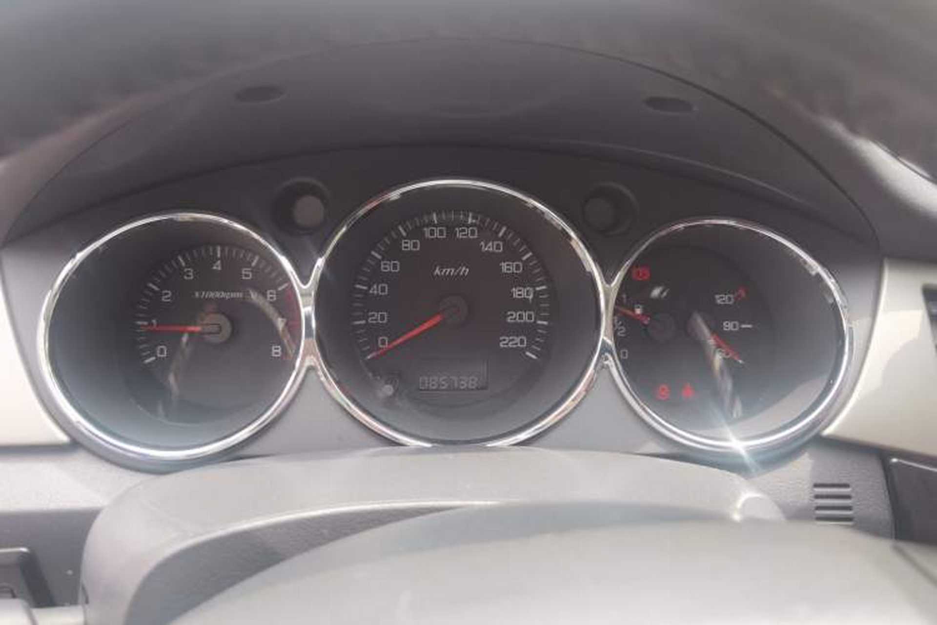 Used Dongfeng Aeolus S30 2014 1.5L Manual Gratitude Edition Instrument Cluster