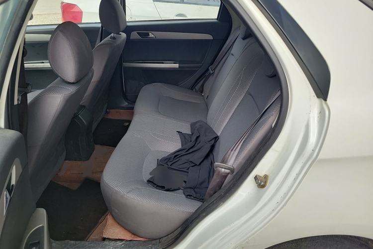 Used Dongfeng Aeolus S30 2014 1.6L Manual Gratitude Edition CNG Left Rear Seat