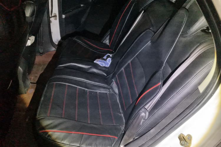 Used Dongfeng Aeolus S30 2014 1.5L Manual Smart Drive Gratitude Edition Left Rear Seat