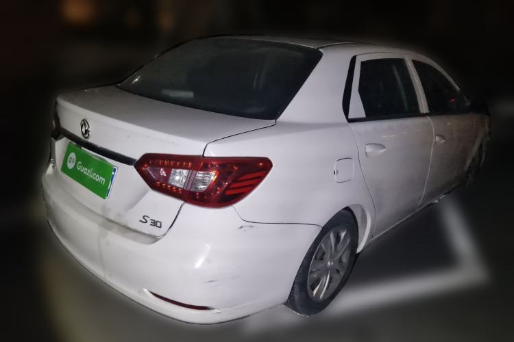 Used Dongfeng Aeolus S30 2014 1.5L Manual Smart Drive Gratitude Edition Rear Right 45 Deg