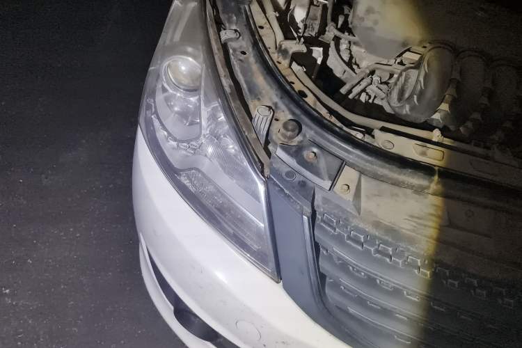 Used Dongfeng Aeolus S30 2014 1.5L Manual Smart Drive Gratitude Edition Right Front Headlight