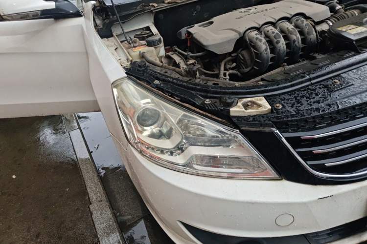 Used Dongfeng Aeolus S30 2014 1.5L Manual Gratitude Edition Right Front Headlight