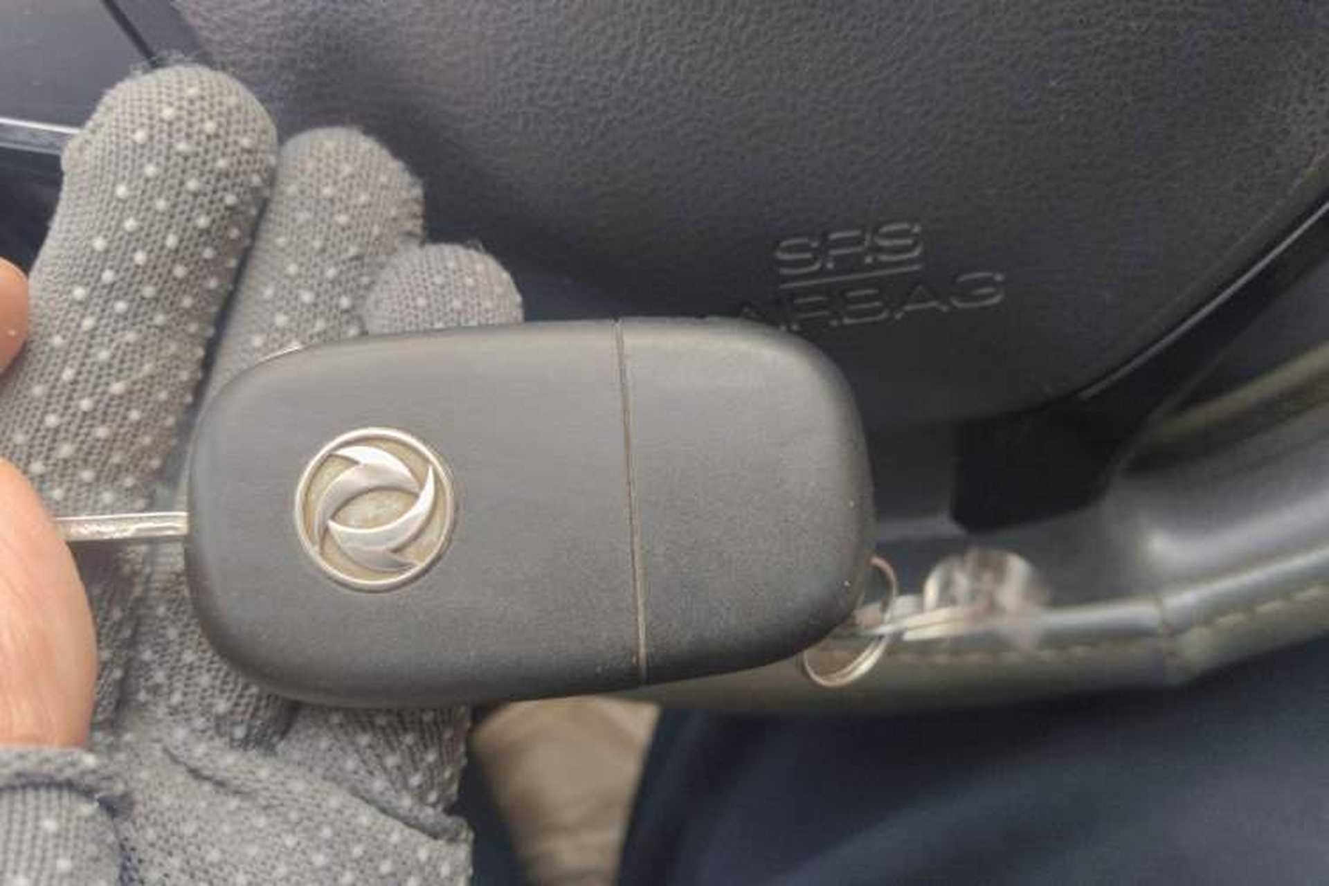Used Dongfeng Aeolus S30 2014 1.6L Manual Zunya CNG Model Vehicle Key