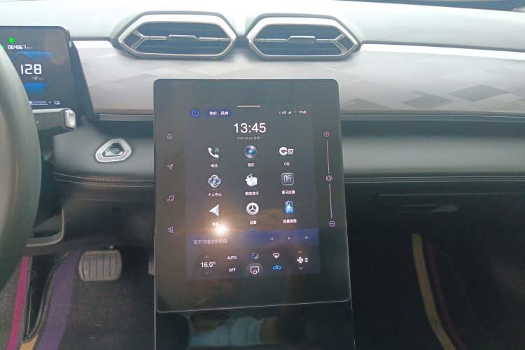 Used Dongfeng Aeolus SKY EV01 2023 445km PRO Audio And AC Panel
