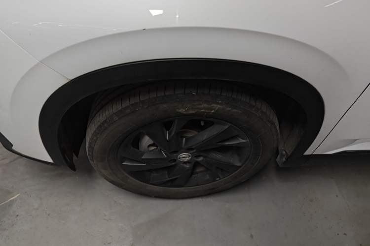 Used Dongfeng Aeolus SKY EV01 2023 445km PRO Left Front Wheel Hub