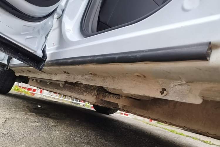 Used Dongfeng Aeolus SKY EV01 2023 445km PRO Left Side Sill