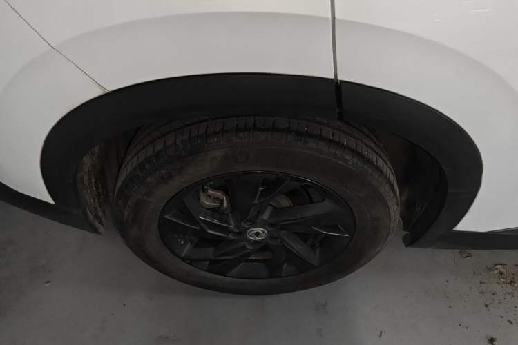 Used Dongfeng Aeolus SKY EV01 2023 445km PRO Right Rear Wheel Hub