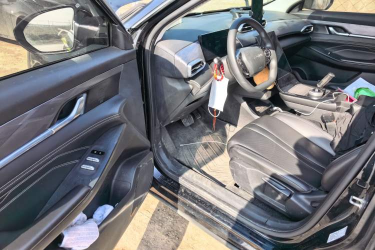 Used Dongfeng Aeolus SKY EV01 2024 530km PRO Driver Seat