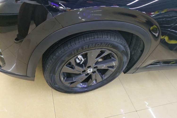 Used Dongfeng Aeolus SKY EV01 2024 530km PRO Left Front Wheel Hub