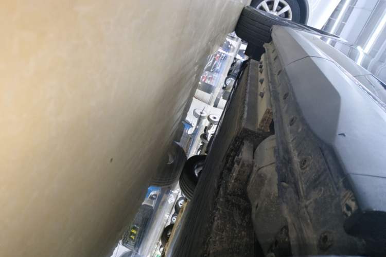 Used Dongfeng Aeolus SKY EV01 2024 530km PRO Left Side Sill