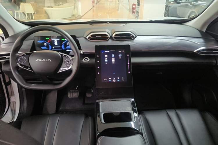 Used Dongfeng Aeolus SKY EV01 2024 530km PRO Center Console