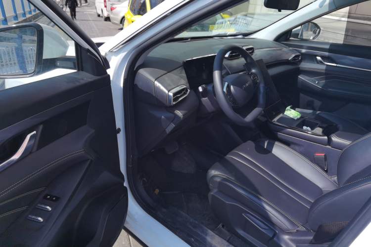Used Dongfeng Aeolus SKY EV01 2024 530 km PRO Elite Edition Driver Seat