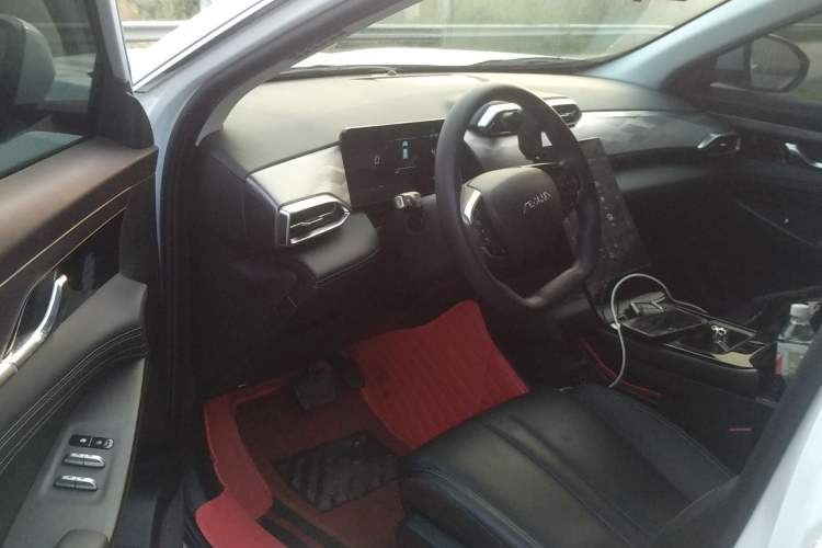 Used Dongfeng Aeolus SKY EV01 2024 530km PRO Driver Seat