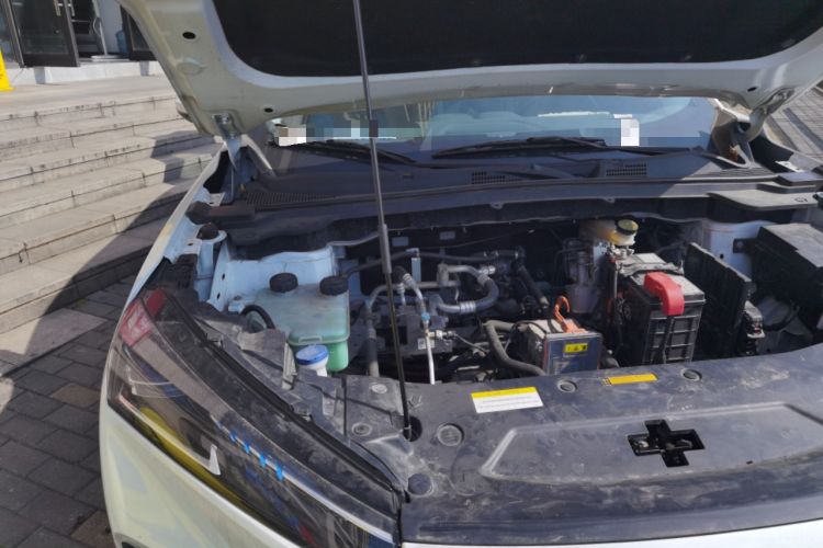 Used Dongfeng Aeolus SKY EV01 2024 530 km PRO Elite Edition Engine Bay Right