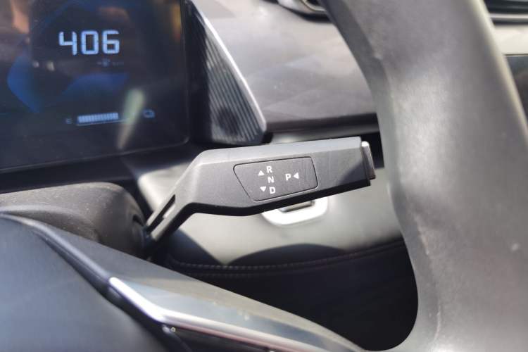 Used Dongfeng Aeolus SKY EV01 2024 530 km PRO Elite Edition Gear Lever
