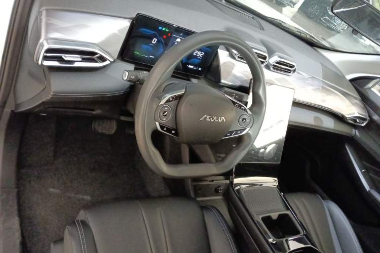 Used Dongfeng Aeolus SKY EV01 2024 530km PRO Interior 2