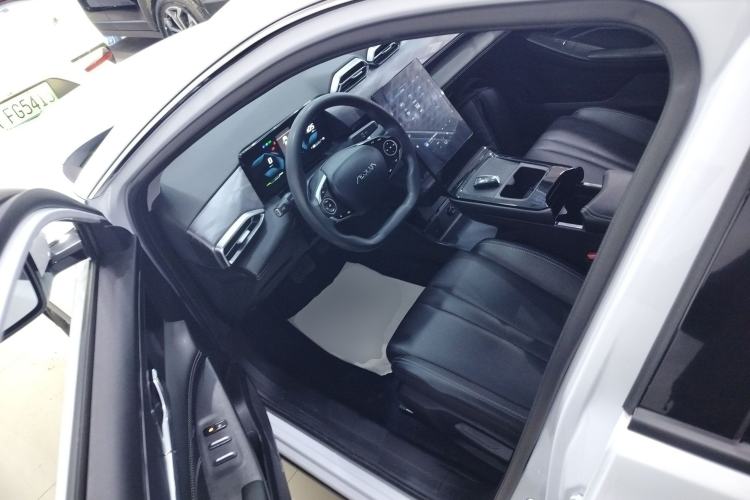 Used Dongfeng Aeolus SKY EV01 2024 530km PRO Interior 3