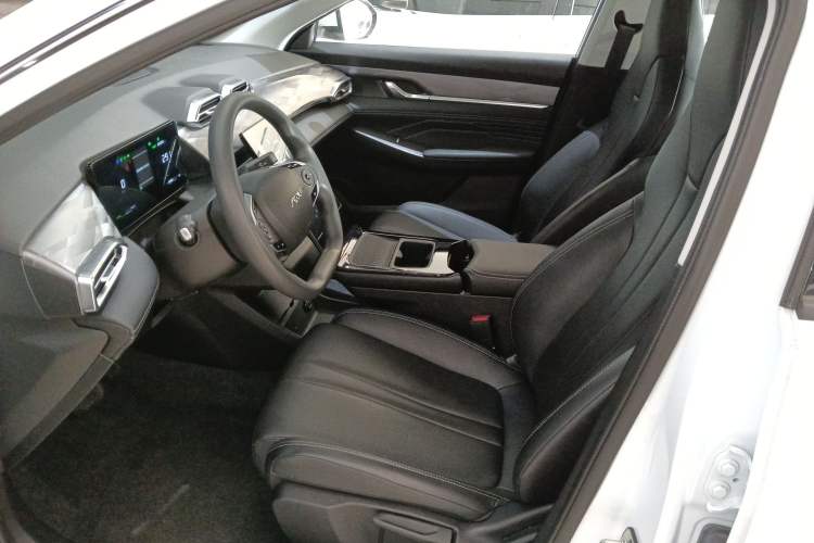 Used Dongfeng Aeolus SKY EV01 2024 530km PRO Left Front Seat