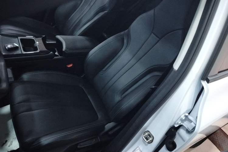 Used Dongfeng Aeolus SKY EV01 2024 530km PRO Left Front Seat