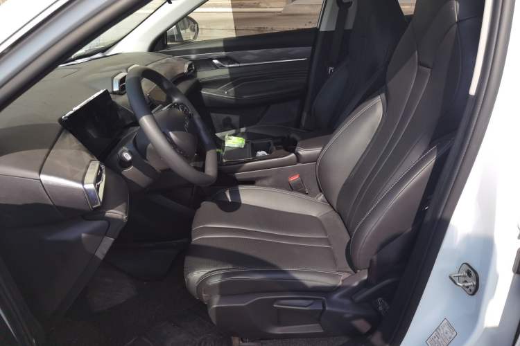 Used Dongfeng Aeolus SKY EV01 2024 530 km PRO Elite Edition Left Front Seat