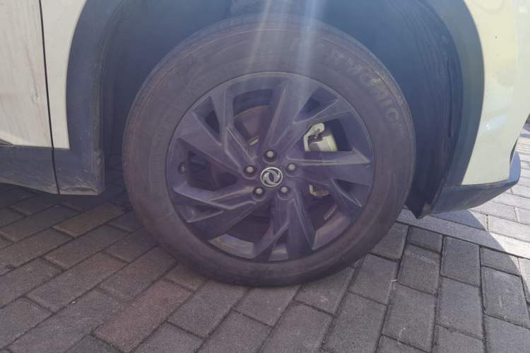 Used Dongfeng Aeolus SKY EV01 2024 530 km PRO Elite Edition Right Front Wheel Hub