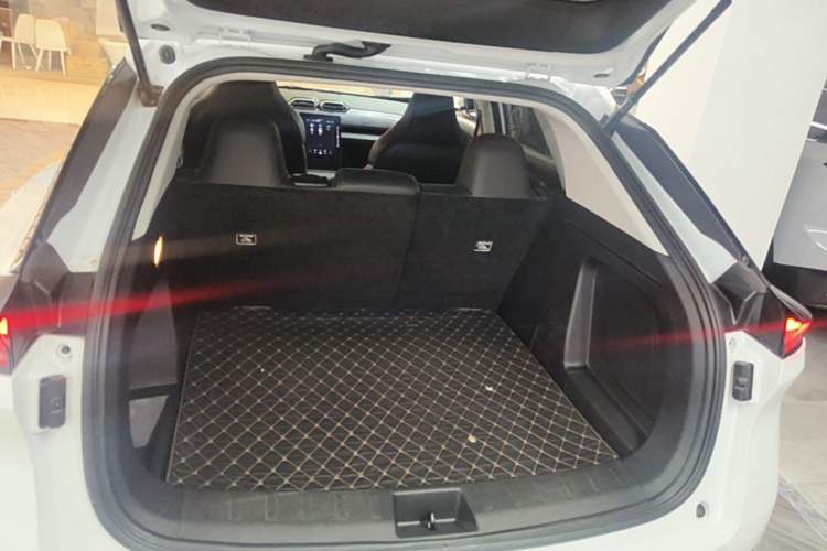 Used Dongfeng Aeolus SKY EV01 2024 530km PRO Trunk