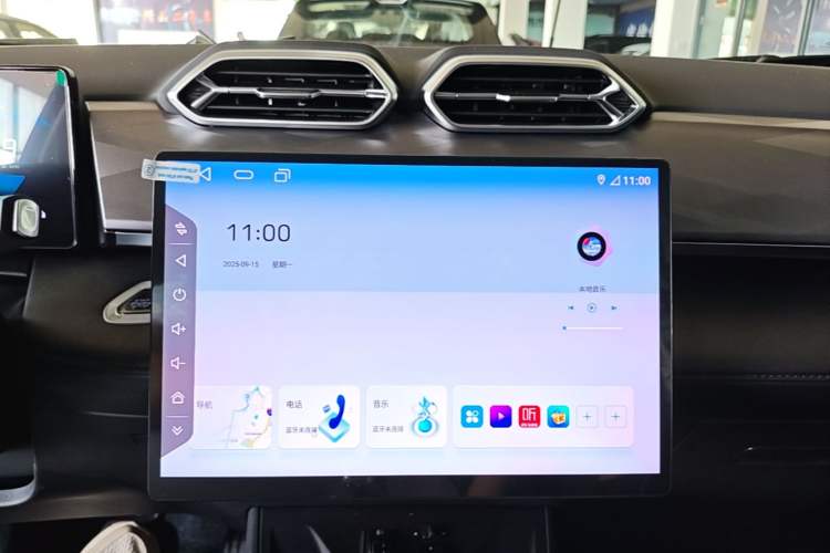 Used Dongfeng Aeolus SKY EV01 2025 530 km AIR Elite Edition Audio And AC Panel