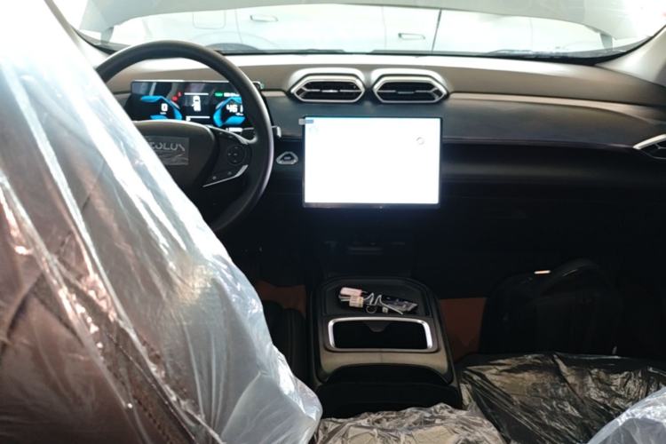 Used Dongfeng Aeolus SKY EV01 2025 530 km AIR Elite Edition Center Console