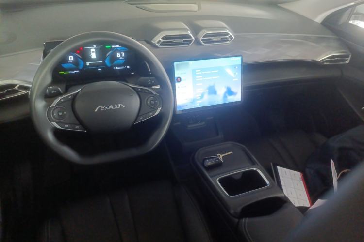 Used Dongfeng Aeolus SKY EV01 2025 530 km AIR Elite Edition Center Console