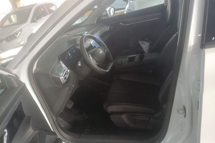 Used Dongfeng Aeolus SKY EV01 2025 530 km AIR Elite Edition Driver Seat