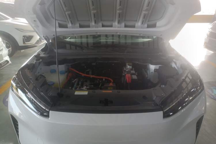 Used Dongfeng Aeolus SKY EV01 2025 530 km AIR Elite Edition Engine Bay