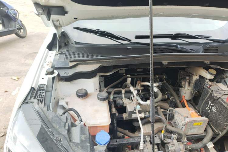 Used Dongfeng Aeolus SKY EV01 2025 530 km AIR Elite Edition Engine Bay Right