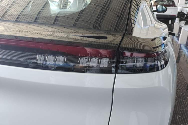 Used Dongfeng Aeolus SKY EV01 2025 530 km AIR Elite Edition Exterior 3