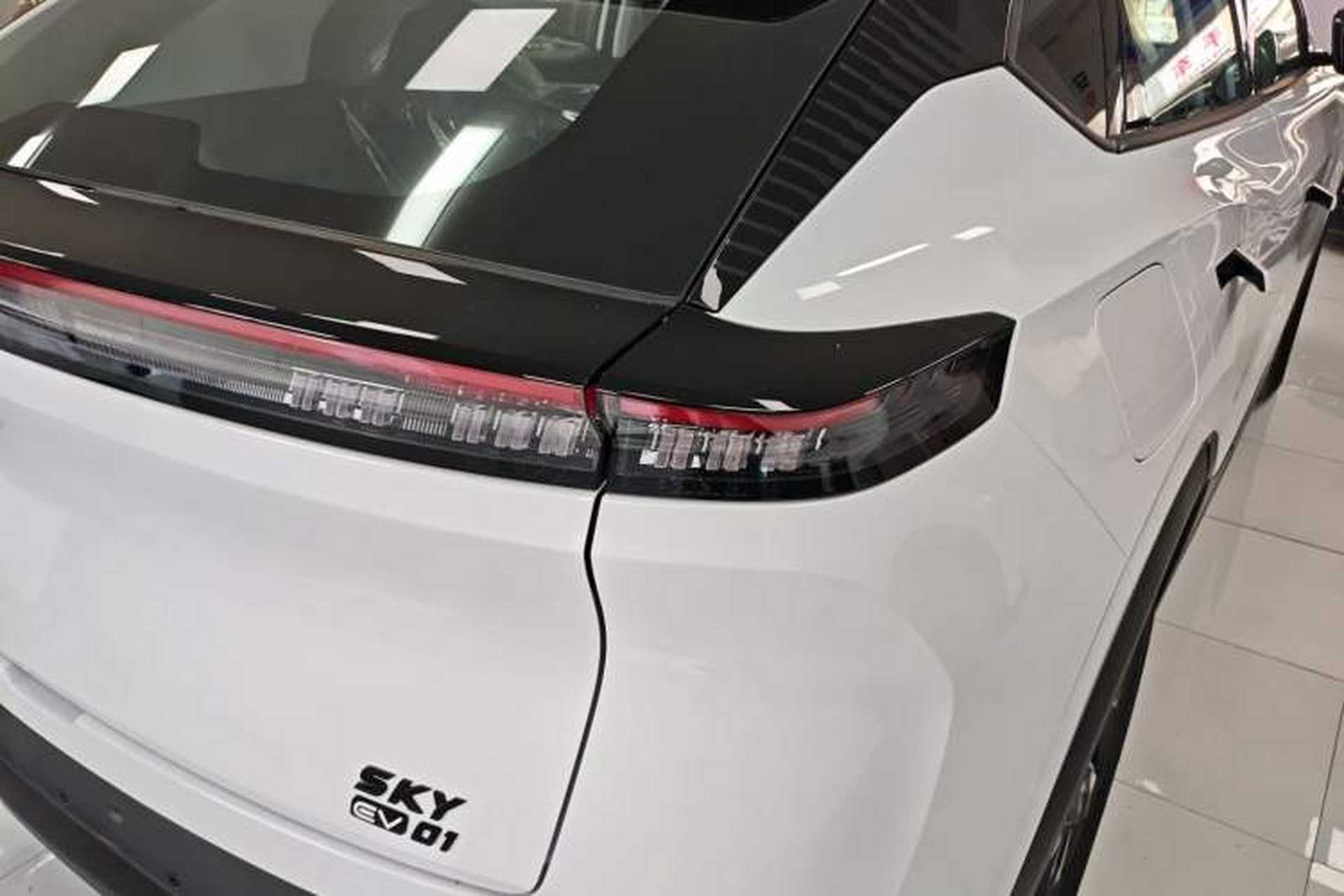 Used Dongfeng Aeolus SKY EV01 2025 530 km AIR Elite Edition Exterior 3