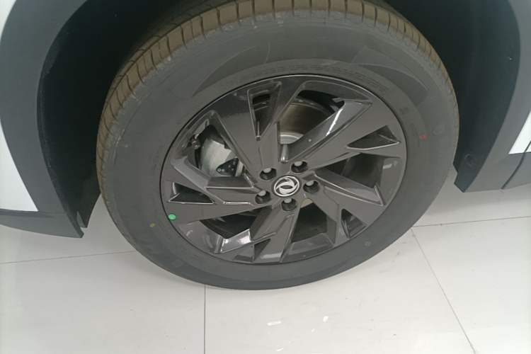 Used Dongfeng Aeolus SKY EV01 2025 530 km AIR Elite Edition Exterior 4