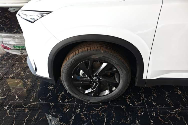 Used Dongfeng Aeolus SKY EV01 2025 530 km AIR Elite Edition Exterior 4