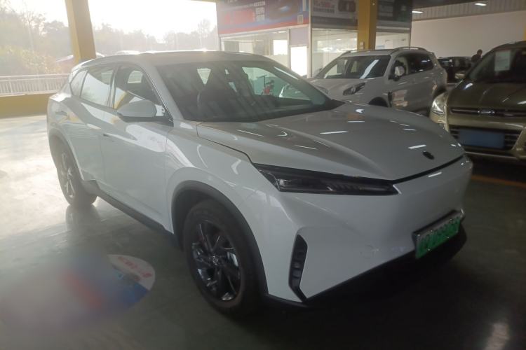 Used Dongfeng Aeolus SKY EV01 2025 530 km AIR Elite Edition Front Right 45 Deg
