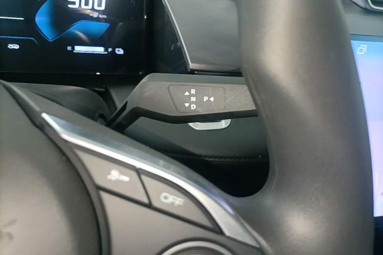 Used Dongfeng Aeolus SKY EV01 2025 530 km AIR Elite Edition Gear Lever