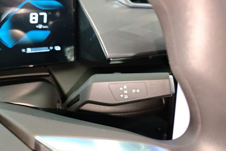 Used Dongfeng Aeolus SKY EV01 2025 530 km AIR Elite Edition Gear Lever