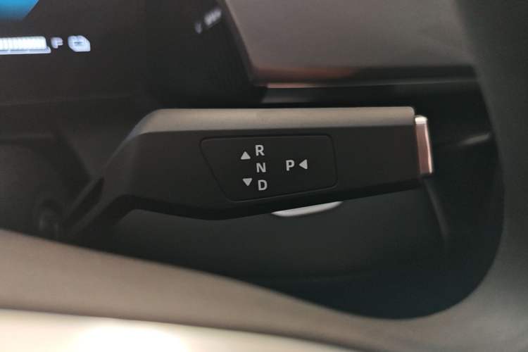 Used Dongfeng Aeolus SKY EV01 2025 530 km AIR Elite Edition Gear Lever