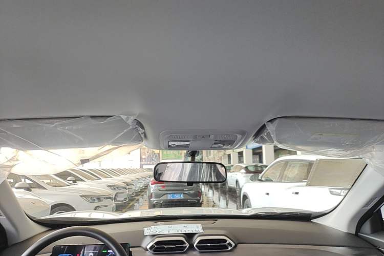 Used Dongfeng Aeolus SKY EV01 2025 530 km AIR Elite Edition Headliner