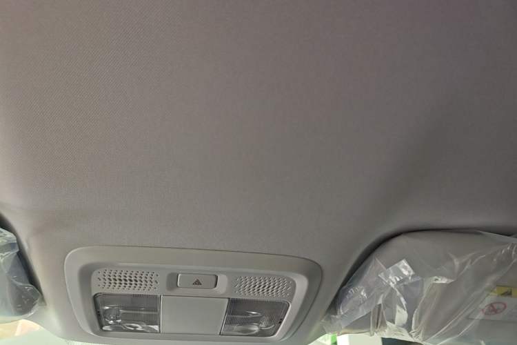 Used Dongfeng Aeolus SKY EV01 2025 530 km AIR Elite Edition Headliner