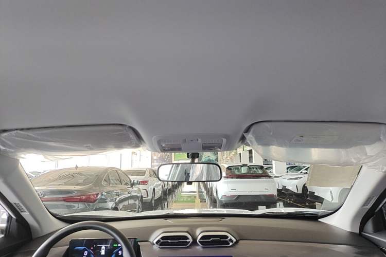Used Dongfeng Aeolus SKY EV01 2025 530 km AIR Elite Edition Headliner