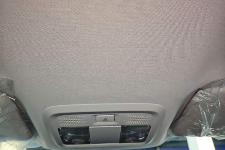 Used Dongfeng Aeolus SKY EV01 2025 530 km AIR Elite Edition Headliner