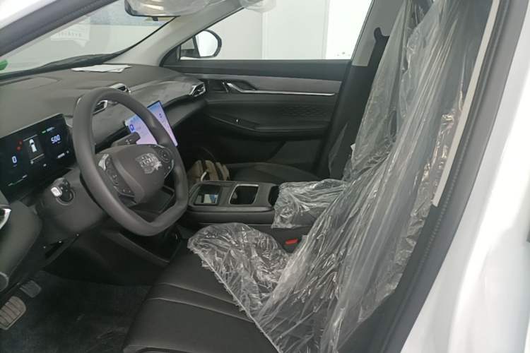 Used Dongfeng Aeolus SKY EV01 2025 530 km AIR Elite Edition Left Front Seat
