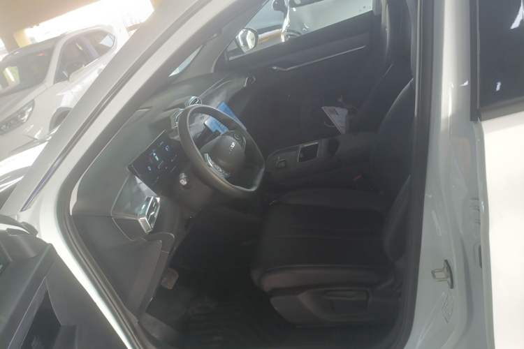 Used Dongfeng Aeolus SKY EV01 2025 530 km AIR Elite Edition Left Front Seat