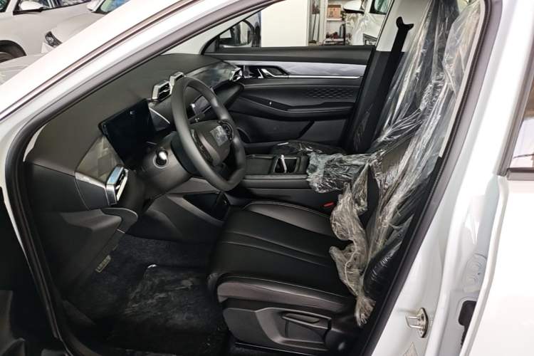 Used Dongfeng Aeolus SKY EV01 2025 530 km AIR Elite Edition Left Front Seat