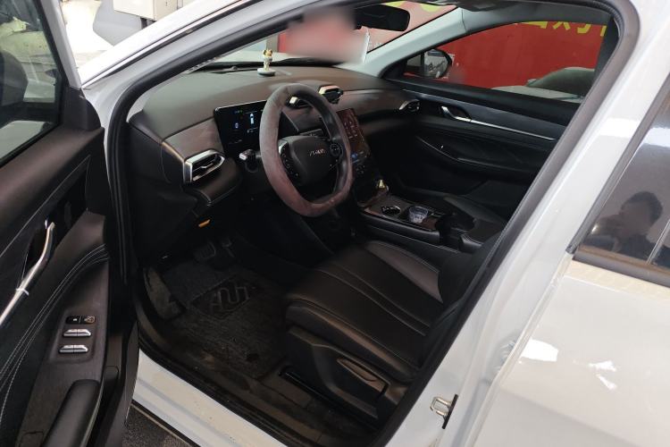 Used Dongfeng Aeolus SKY EV01 2025 530 km PRO Elite Executive Version Left Front Seat